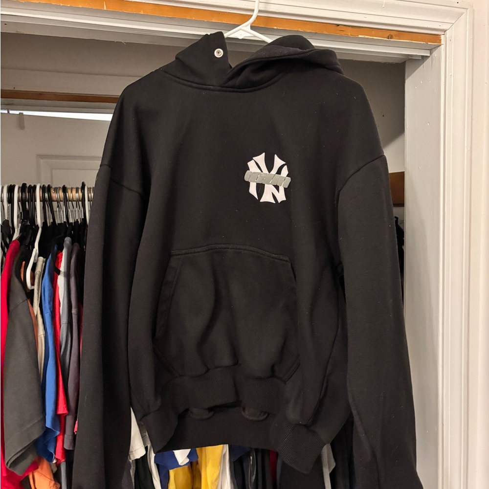 IconNewYorkStudios Black Hoodie with NY Puff Print Logo